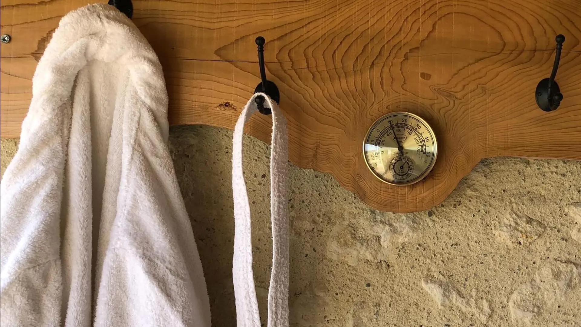 Domaine Lea Chanflaur - Spa - La Maison Du Bonheur Terraube